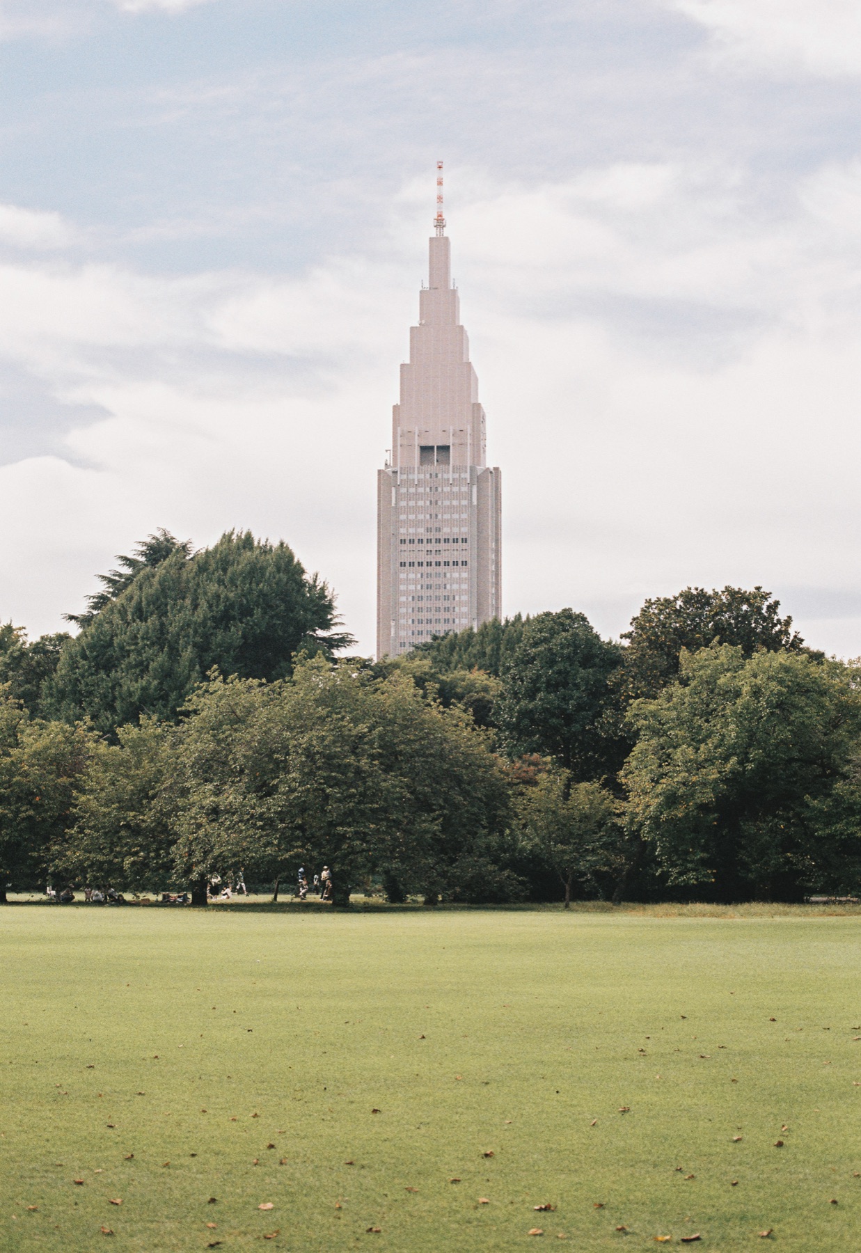 Roll 01 · Tokyo, frame 6
