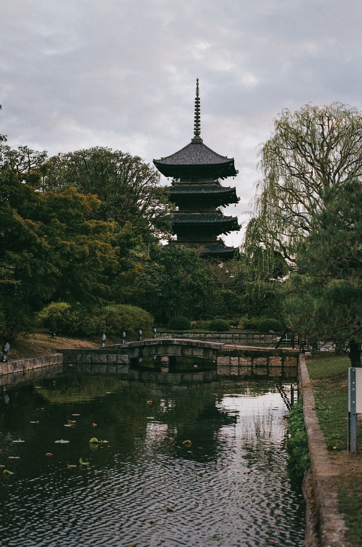 Roll 05 · Kyoto, frame 19