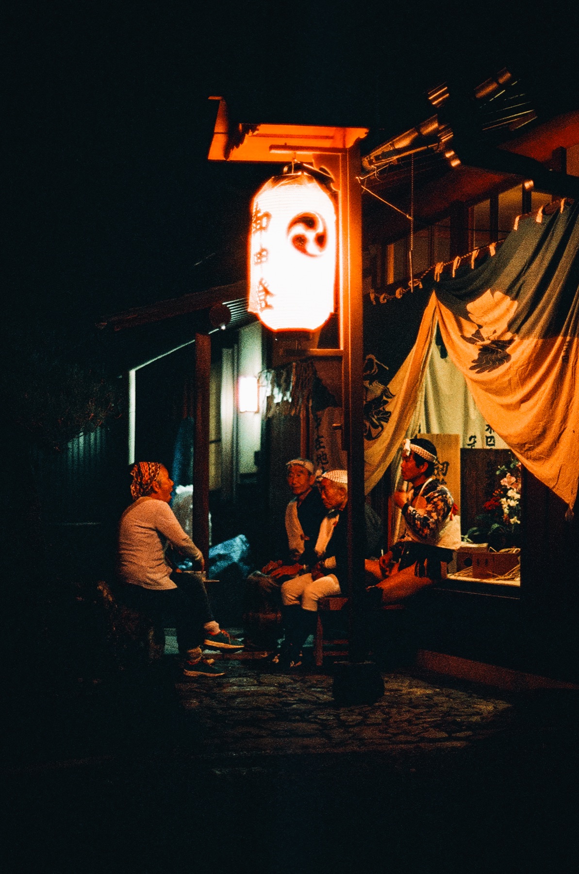 Roll 07 · Kurawa, frame 33