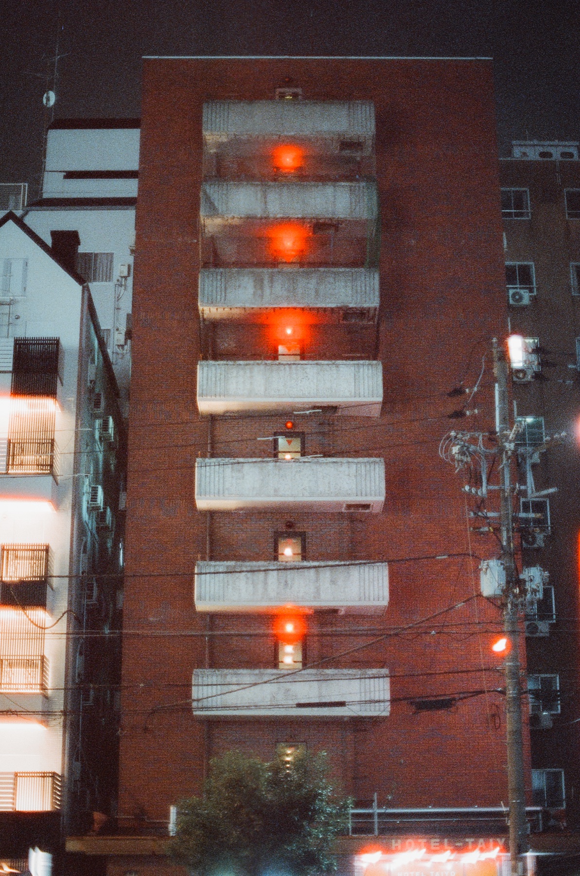 Roll 09 · Osaka Old Town, frame 21
