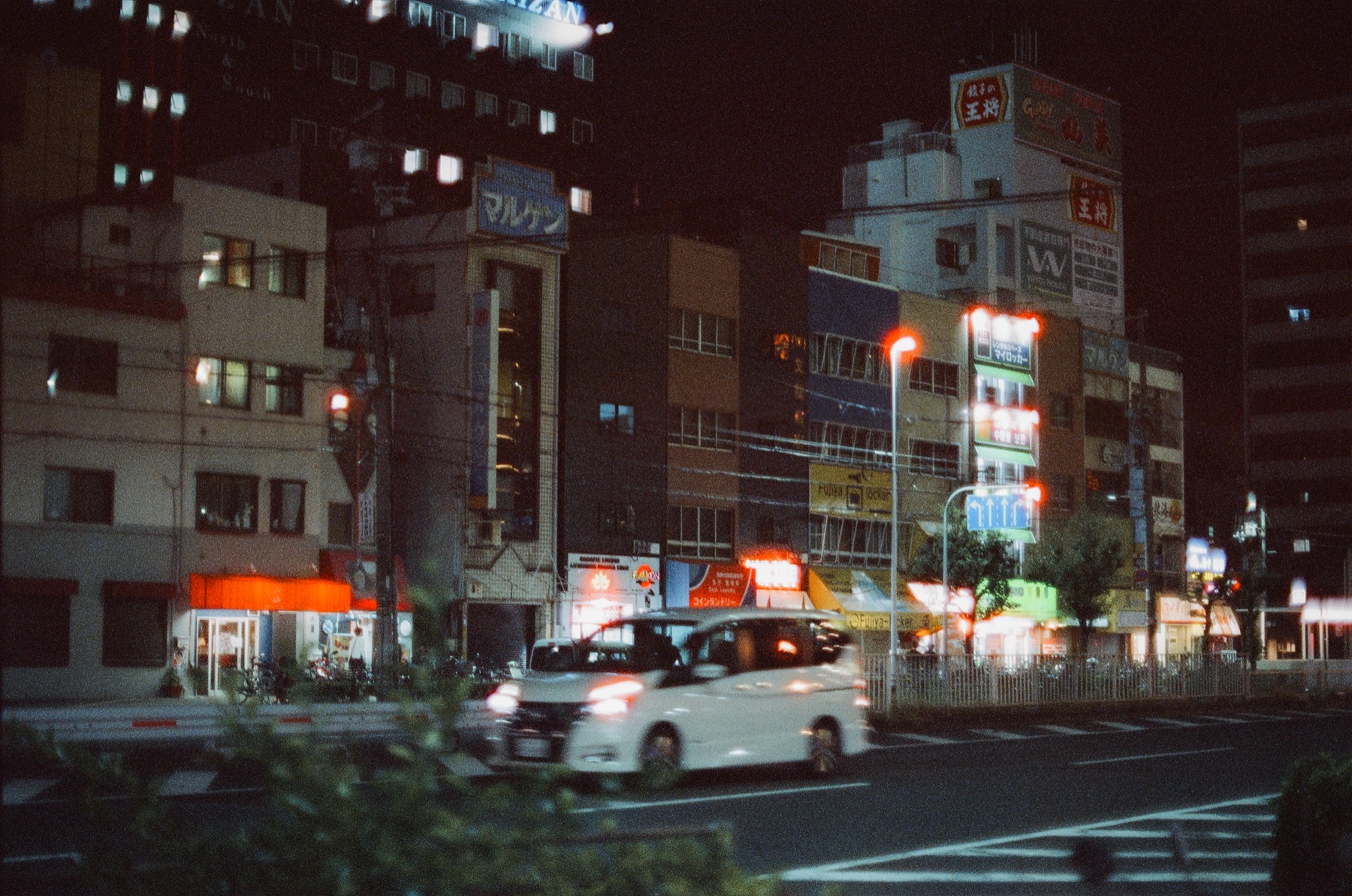 Roll 09 · Osaka Old Town, frame 25