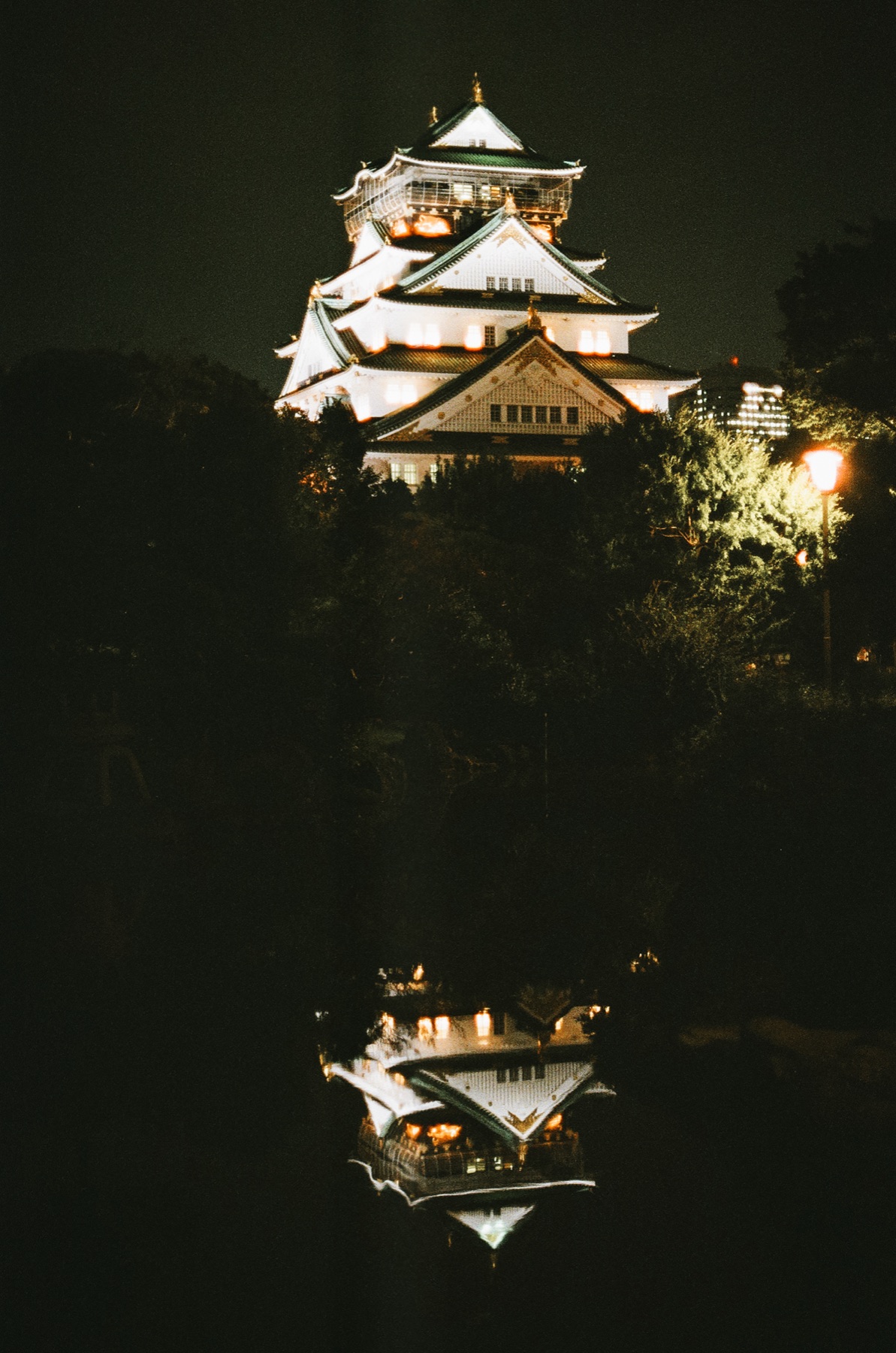 Roll 10 · Osaka Castle, frame 4