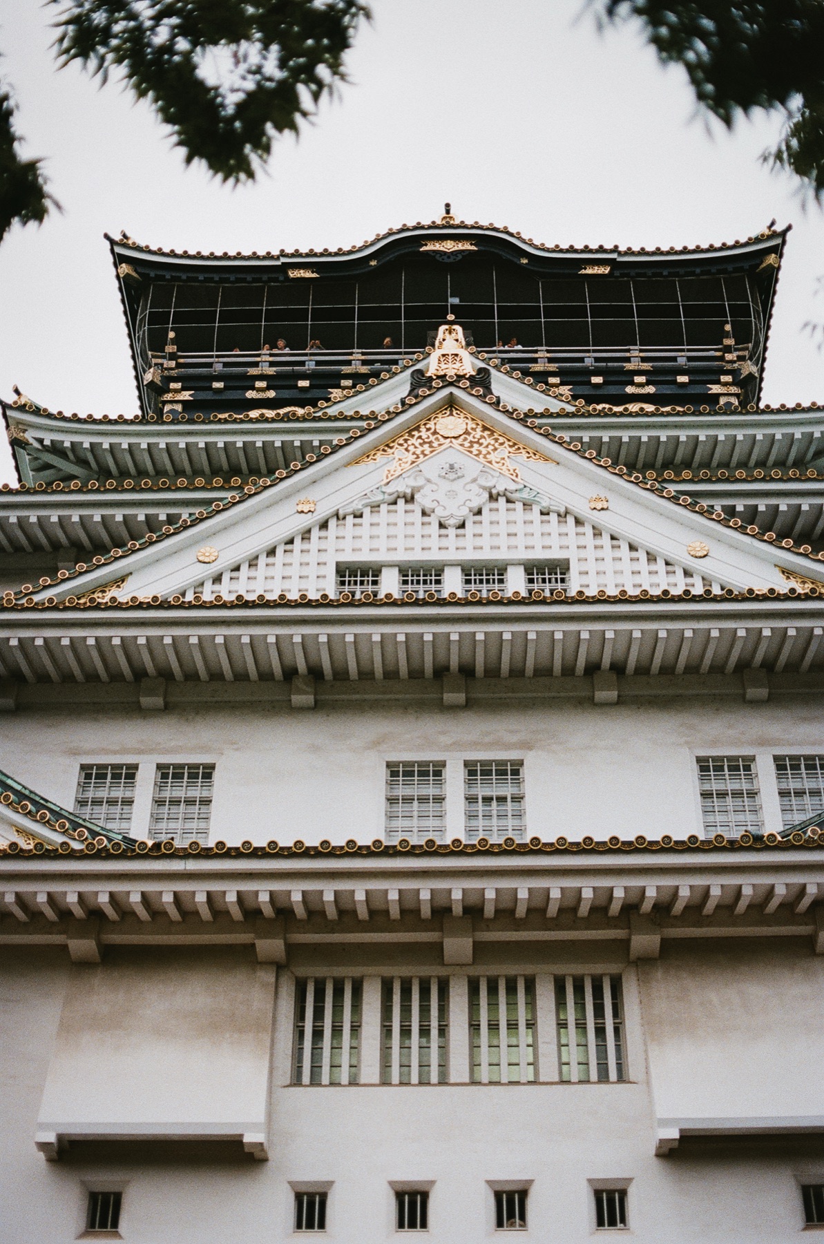 Roll 10 · Osaka Castle, frame 28
